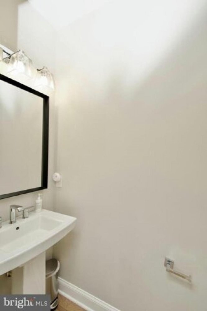 4 bedrooms House in Arlington, USA No. 227180