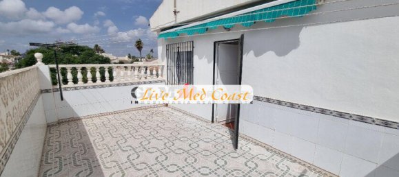 4 bedrooms Townhouse in Los Alcazares, Spain No. 185695 2