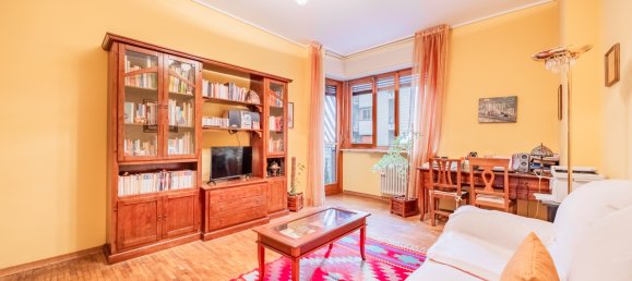 3 rooms Apartment in Cuneo, Italy No. 150158 2