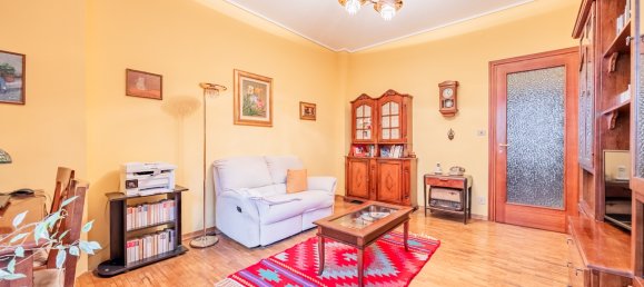 3 rooms Apartment in Cuneo, Italy No. 150158 5