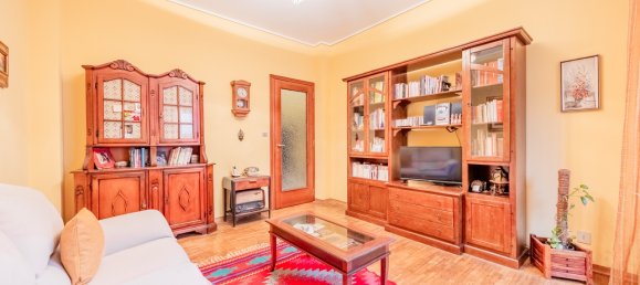 3 rooms Apartment in Cuneo, Italy No. 150158 4