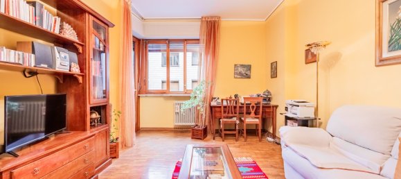 3 rooms Apartment in Cuneo, Italy No. 150158 3