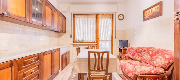 3 rooms Apartment in Cuneo, Italy No. 150158 10