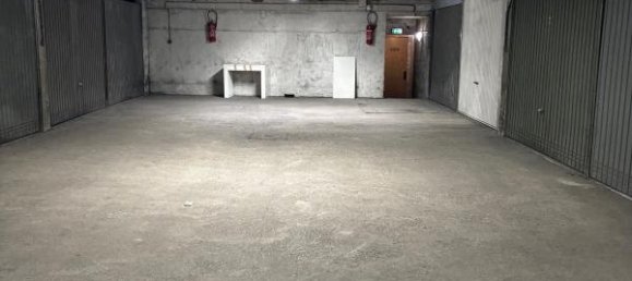 13m² Parking in Paris, France No. 142321 3