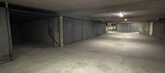 13m² Parking in Paris, France No. 142321 2