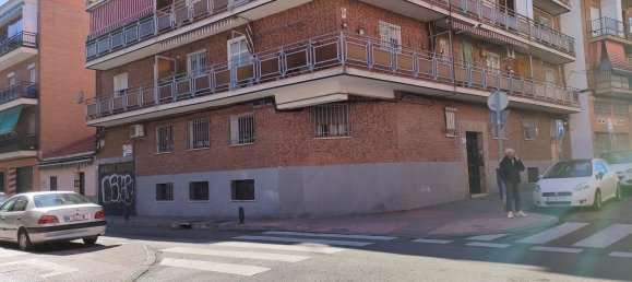 202m² Commercial property in Madrid, Spain No. 64999 5