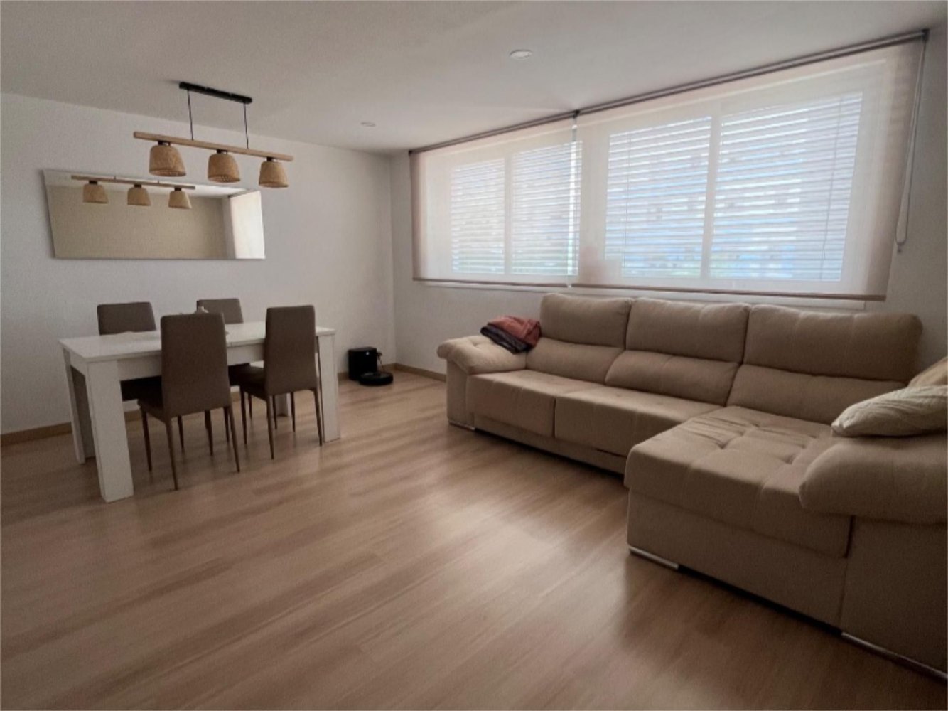 3 bedrooms Apartment in Cornella De Llobregat, Spain No. 168716