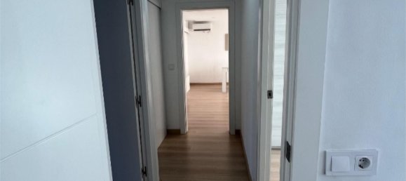 3 bedrooms Apartment in Cornella De Llobregat, Spain No. 168716 8