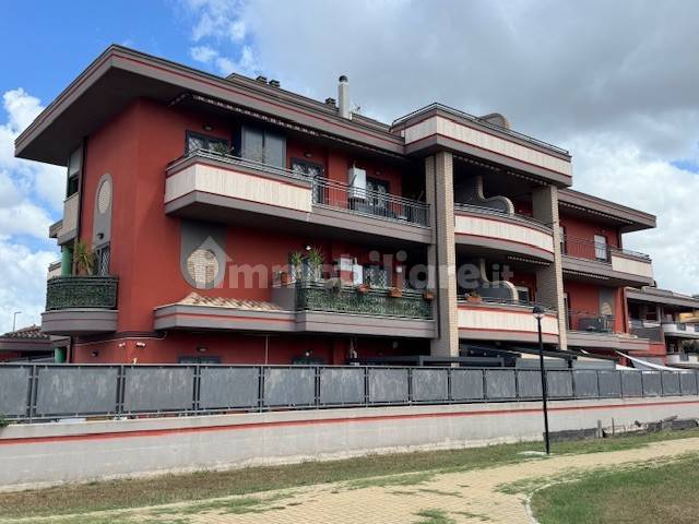 2 Schlafzimmer Wohnung in Aprilia, Italy, Nr. 331107