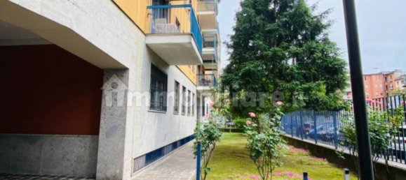 1 chambre Appartement à Milan, Italy No. 362087 3