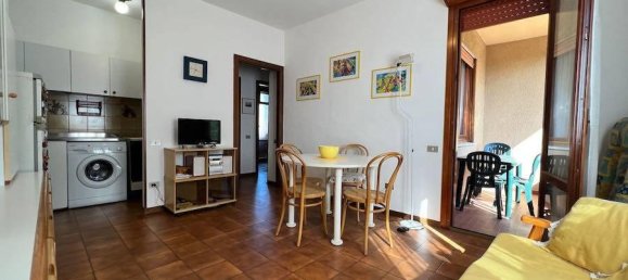 3 rooms Apartment in Rosignano Marittimo, Italy No. 164138 8