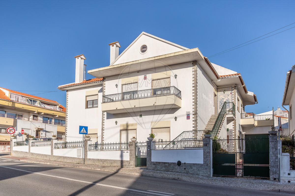 Casa de 6 dormitorios en Cascais, Portugal No. 53646