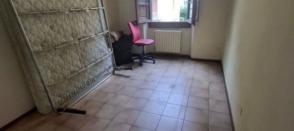 4 rooms Apartment in Florence, Italy No. 278762 9