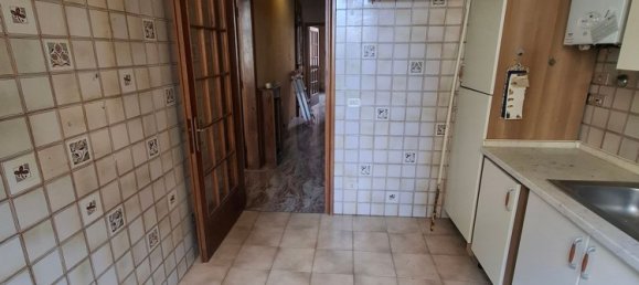 4 rooms Apartment in Florence, Italy No. 278762 7