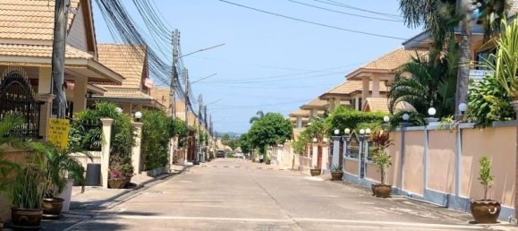 Café/restaurante de 3 dormitorios en Pattaya, Thailand No. 19230 14