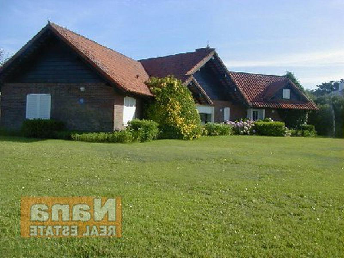 5 bedrooms House in Maldonado, Uruguay No. 8316