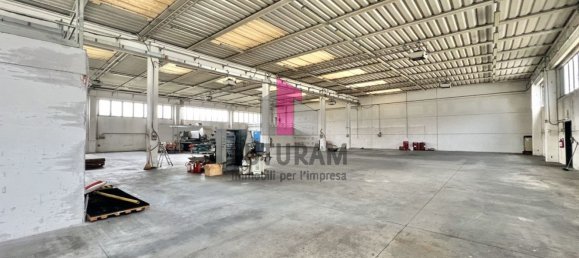1200m² Warehouse in San Giorgio in Bosco, Italy No. 176967 12