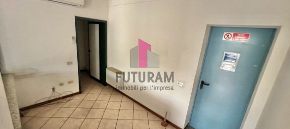 1200m² Warehouse in San Giorgio in Bosco, Italy No. 176967 22