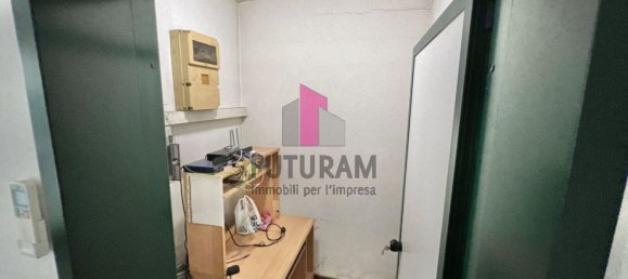 1200m² Warehouse in San Giorgio in Bosco, Italy No. 176967 28