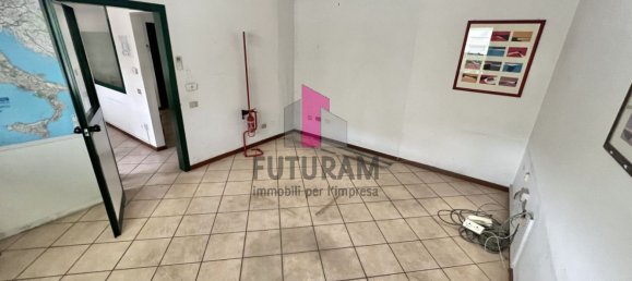 1200m² Warehouse in San Giorgio in Bosco, Italy No. 176967 19