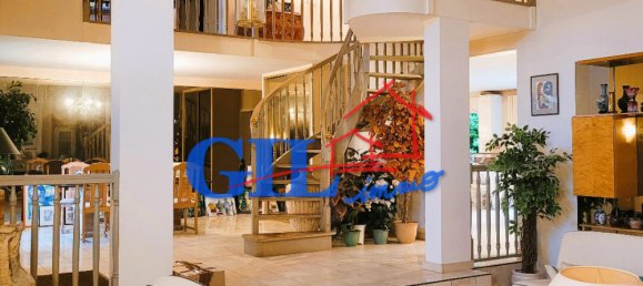 4 bedrooms House in Seine-Port, France No. 171726 2