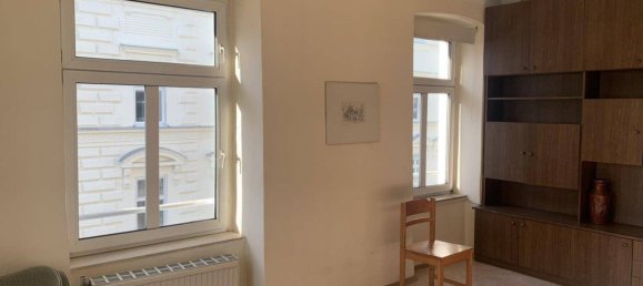 2 rooms Apartment in Wahring, Austria No. 139234 2