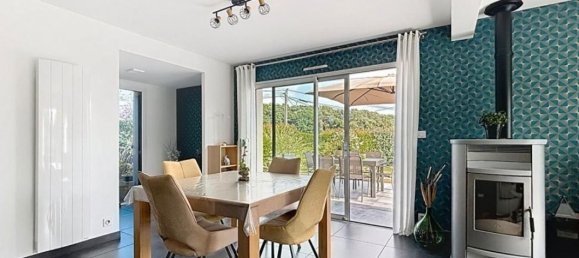 4 bedrooms House in Liffre, France No. 286177 4