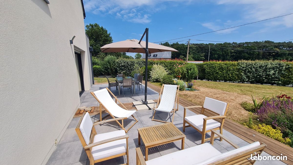 4 bedrooms House in Liffre, France No. 286177