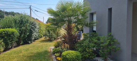 4 bedrooms House in Liffre, France No. 286177 17