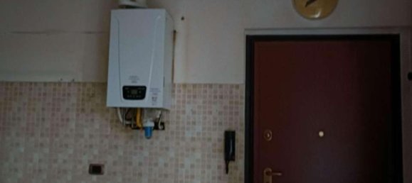 2-salle Appartement à Guanzate, Italy No. 2816 8