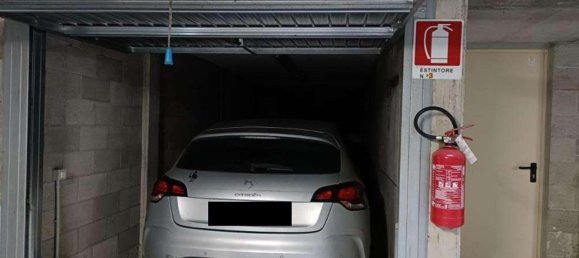 2-salle Appartement à Guanzate, Italy No. 2816 10