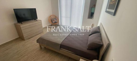 Квартира с 2 спальнями в Айнсилем, Мальта № 6042 5