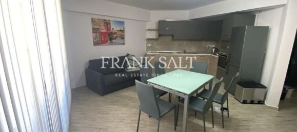 Квартира с 2 спальнями в Айнсилем, Мальта № 6042 3