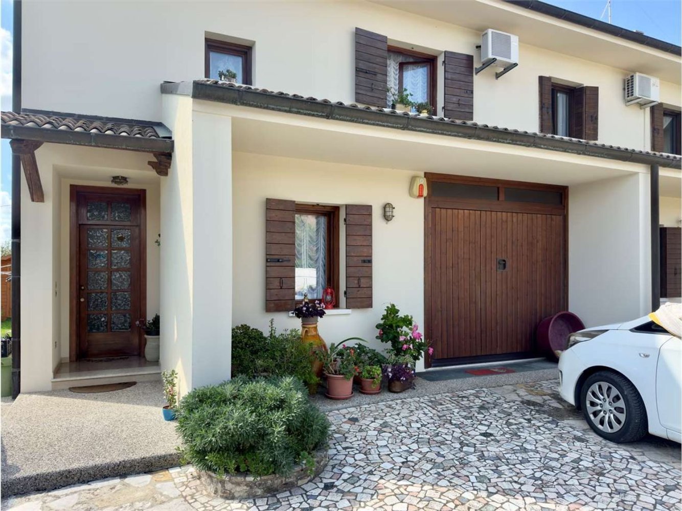 7 Schlafzimmer Haus in San Pietro di Feletto, Italy, Nr. 379647