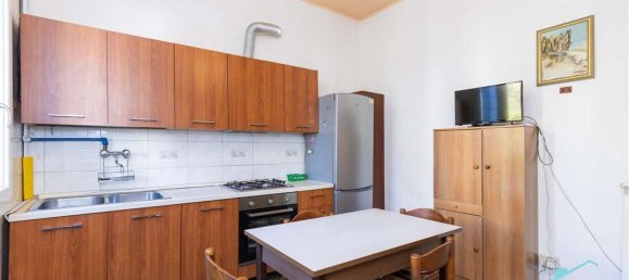 6 rooms House in Venice, Italy No. 213253 7