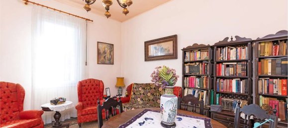 6 rooms House in Venice, Italy No. 213253 3