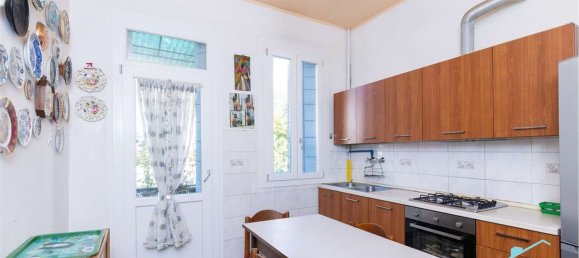 6 rooms House in Venice, Italy No. 213253 6