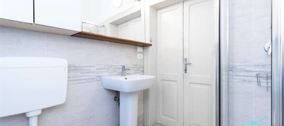 6 rooms House in Venice, Italy No. 213253 14