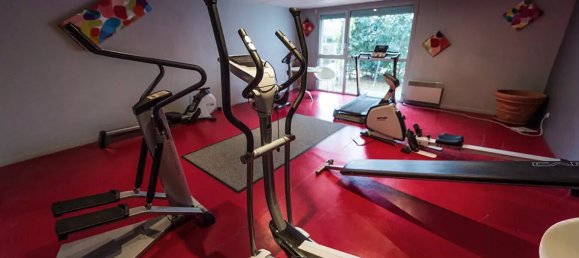 Estudio en Toulouse, France No. 293934 8