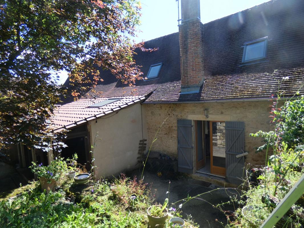 Casa de 4 dormitorios en Dordogne, France No. 295542