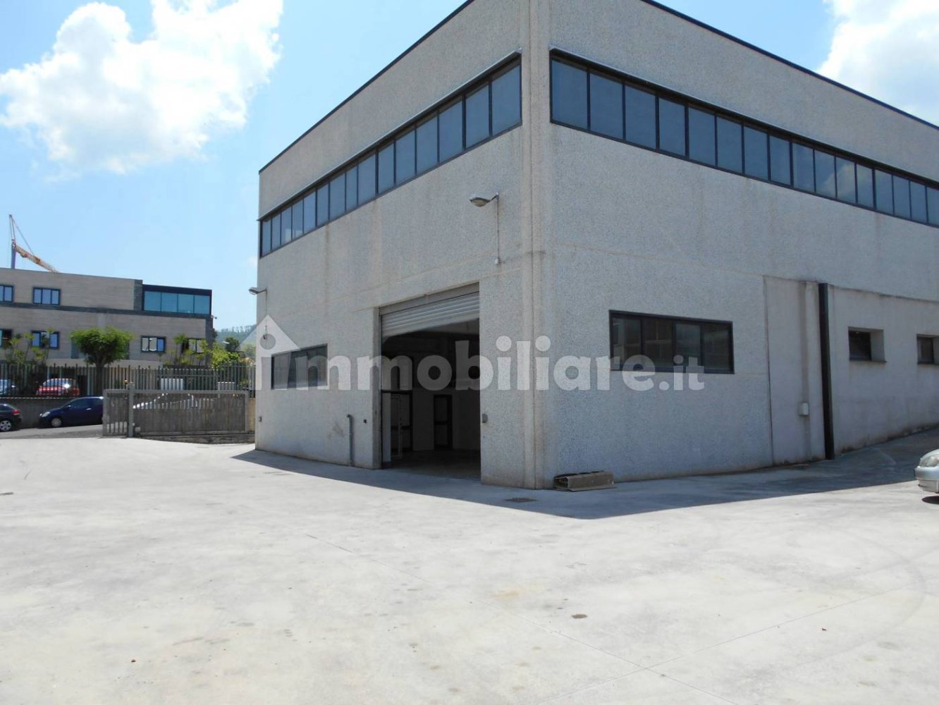 3غرفة مستودع في San Cesareo, Italy رقم 127645