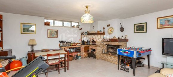 5-salle Maison à Poirino, Italy No. 302426 26