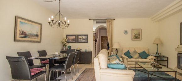 Adosado de 3 dormitorios en Marbella, Spain No. 83582 5