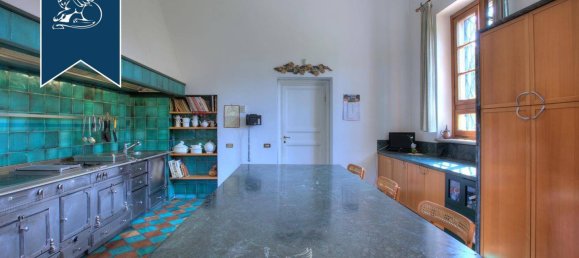 Вилла с 7 спальнями в Арозио, Италия № 380592 64