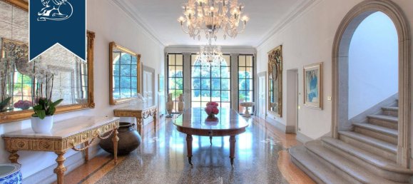 Вилла с 7 спальнями в Арозио, Италия № 380592 45