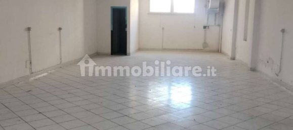 Propiedad comercial de 1 habitación en Rome, Italy No. 270601 26