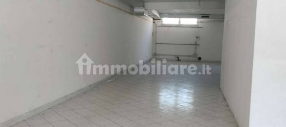 Propiedad comercial de 1 habitación en Rome, Italy No. 270601 16