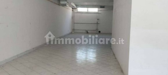 Propiedad comercial de 1 habitación en Rome, Italy No. 270601 17