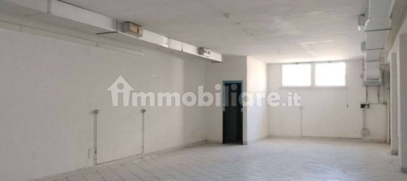 Propiedad comercial de 1 habitación en Rome, Italy No. 270601 21