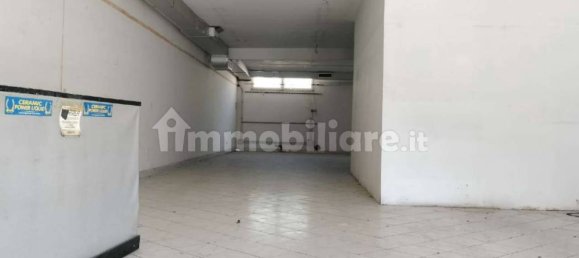 Propiedad comercial de 1 habitación en Rome, Italy No. 270601 12